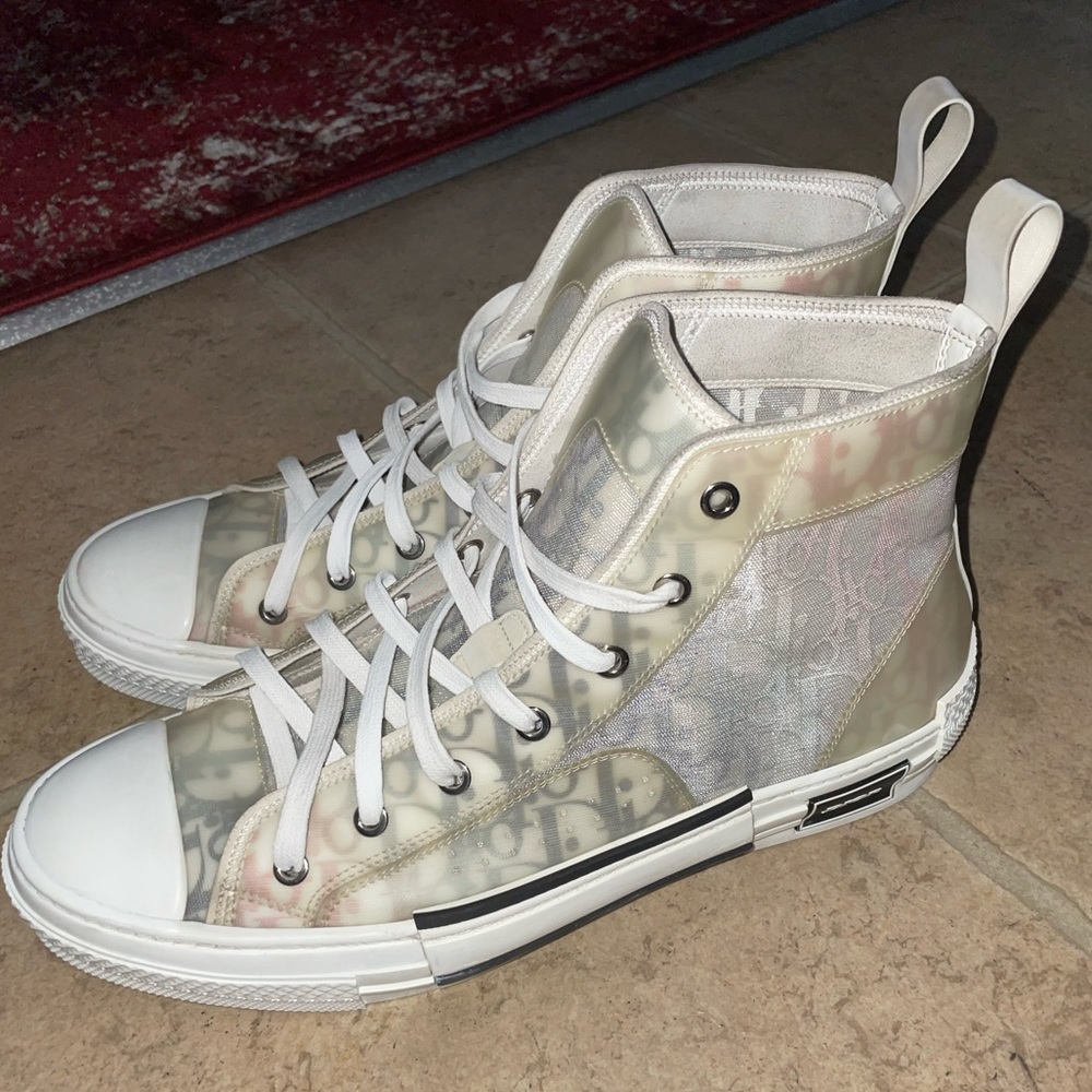 Christian Dior B23  ———  size 44